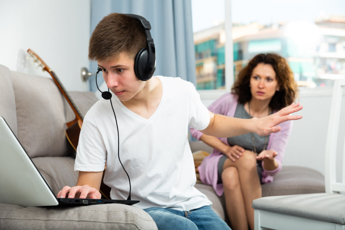 New study: Internet addiction outweighs worries about drugs in US | Credits: Google